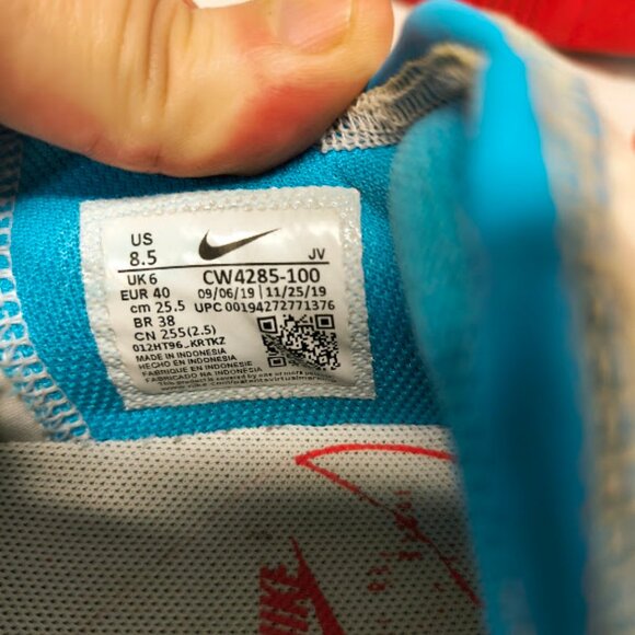 Nike Women's Air Max Motion 2 CW4285-100  Running Shoes Sneakers Size 8.5 - Picture 6 of 12